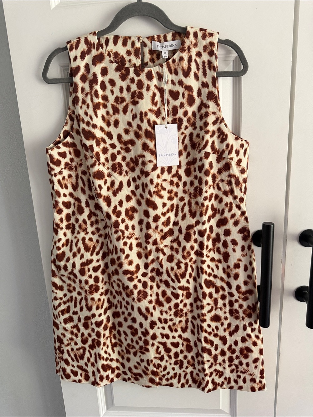 Prosperina Leopard Print Sleeveless shift dress
